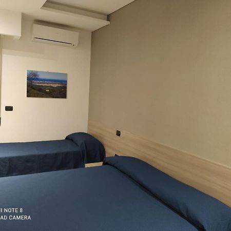 Hotel Poseidon كوريليانو كالابرو المظهر الخارجي الصورة