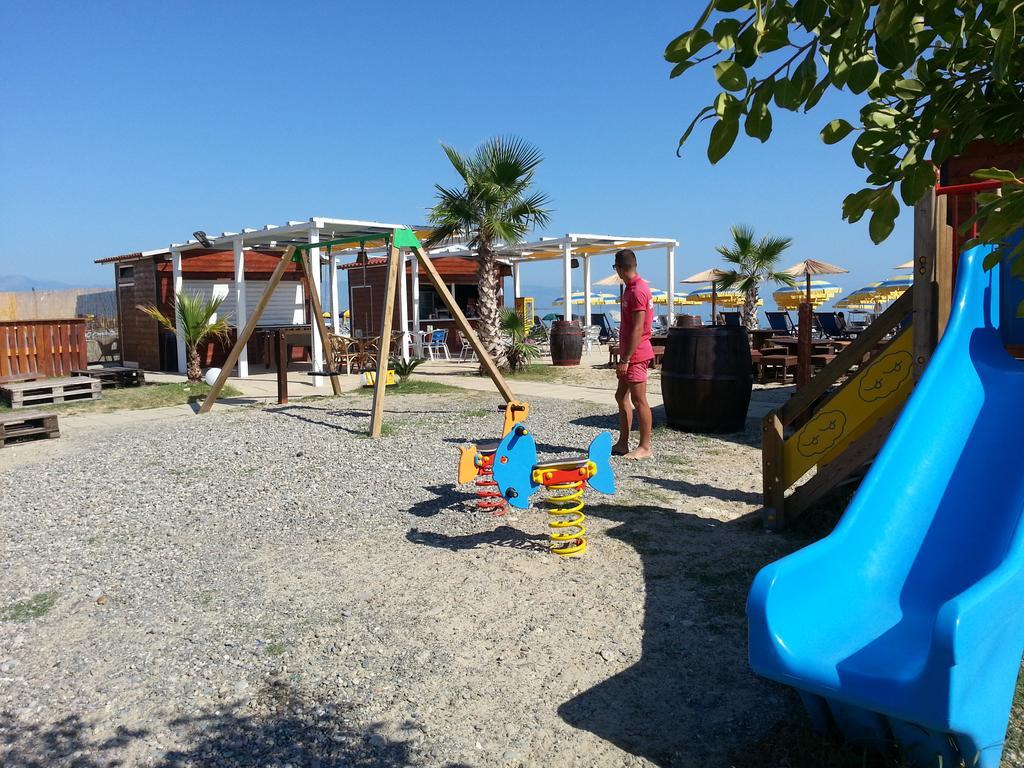 Hotel Poseidon كوريليانو كالابرو المظهر الخارجي الصورة