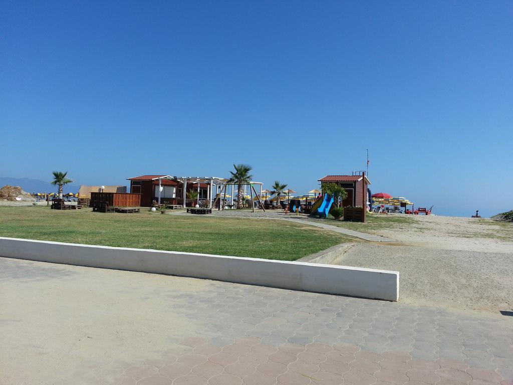 Hotel Poseidon كوريليانو كالابرو المظهر الخارجي الصورة