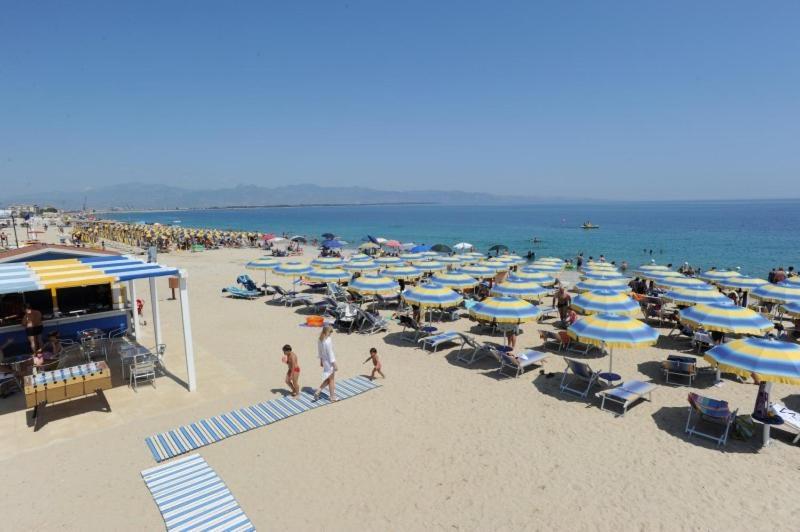 Hotel Poseidon كوريليانو كالابرو المظهر الخارجي الصورة